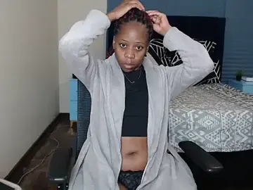 Stripchat Nude Webcam of QUEENMANDYY