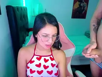 Stripchat Live Sex of jessi_and_boy