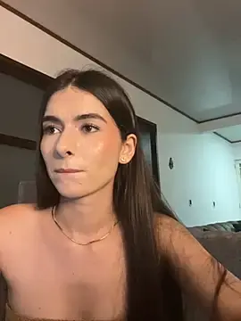 Stripchat Nude Webcam of Coralinee_01