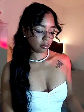 Stripchat Sex Cam of nathyjonees