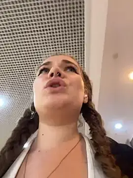 Stripchat Adult Webcams of Holy_Tereza