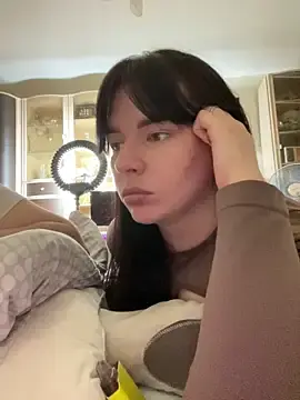Stripchat Watch Live Sex Cams of Poly_Nick