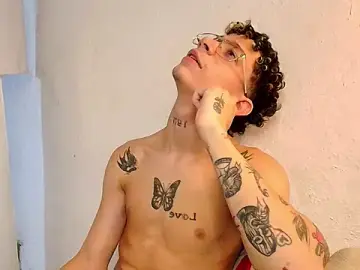 Stripchat Watch Live Sex Cams of mateodeamjo