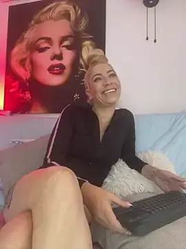 Stripchat Watch Live Sex Cams of viktoria_davis_