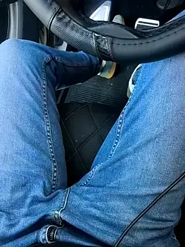 Stripchat Live Sex of MassiveMask