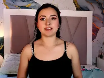 Stripchat Live Sex Cam of MiiaRousse_