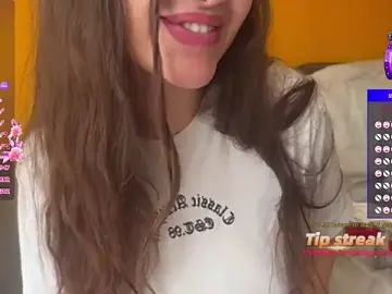 Stripchat Watch Live Sex Cams of Elinatiranda