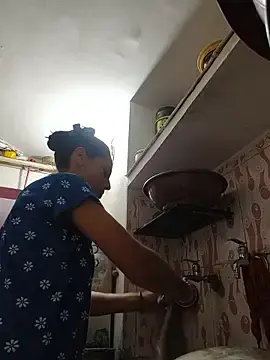 Stripchat Sex Cam of Sexy-Suhani2