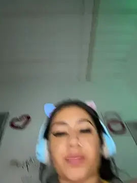 Stripchat Best live sex cam show of halana_squirts