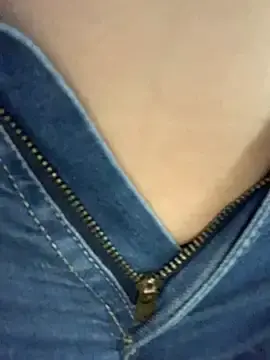 Stripchat Live Porn of Estefani_32