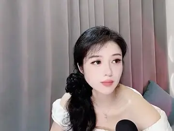 Stripchat Adult Video Chat of Momo-Wow