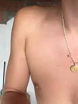 Stripchat Free Live Porn of Liam_Moss