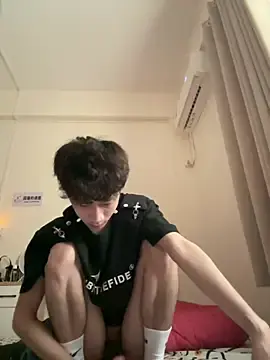 Stripchat Live Sex Cam of sexyboy-3525