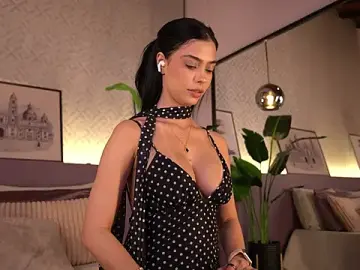 Stripchat Adult Webcam of ElleDiane
