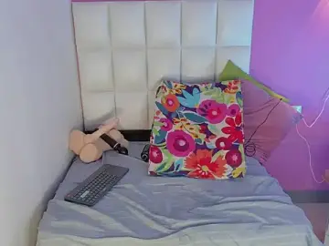 Stripchat Live Porn of Alanna_hot3