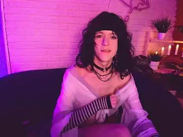 Stripchat Watch Live Sex Cams of ShinMe