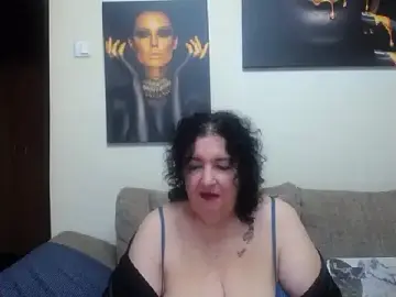 Stripchat Adult Webcam of maturekorine