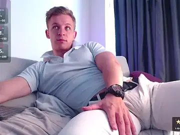 Stripchat Sex Cam of S3Xyes