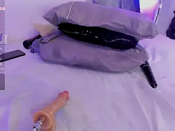 Stripchat Free Live Porn of EmmaRouss1