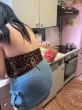 Stripchat Watch Live Sex Cams of Noraya_ink