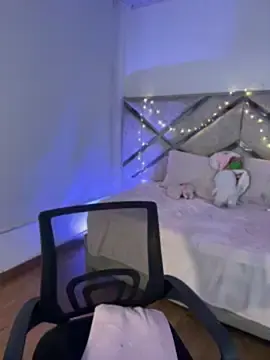 Stripchat Watch Live Sex Cams of Melody_04