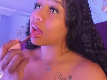 Stripchat Watch Live Sex Cams of Sofi_Fox_