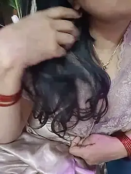 Stripchat Adult Webcams of kaamuk_shweta