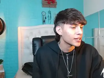 Stripchat Sex Cam of DraxBlade09
