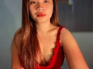 Stripchat Adult Webcam of Slutty_Lauraxx