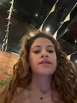 Stripchat Adult Webcam of alana15