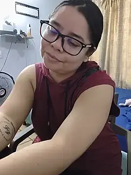 Stripchat Live Porn of saenz_eymi