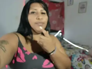 Stripchat Live Porn of nikol_sexy39