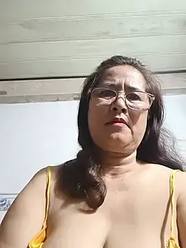 Stripchat Adult Webcam of phnz