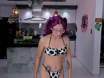 Stripchat Nude Webcam of sexy_hot_friends_