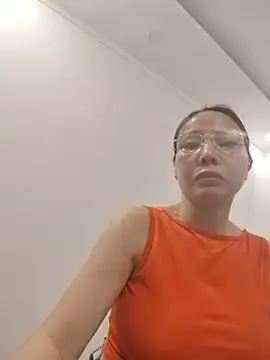 Stripchat Free Porn Cam of Famrita