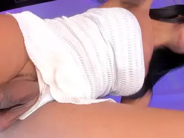 Stripchat Sex Cam of VictoriaVX