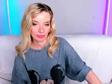 Stripchat Best Webcam of AlinaLovelyX