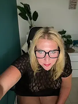 Stripchat Sex Cam of SuesseAurelie1