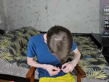 Stripchat Sex Cam of ERICK__DEEN