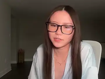 Stripchat Nude Webcam of luvvivii