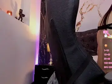 Stripchat Free Porn Cam of devlin_violett