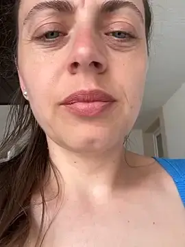 Stripchat Watch Live Sex Cams of ladywithbigass