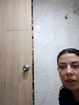 Stripchat Live Sex Cam of Sweel_Leyva18