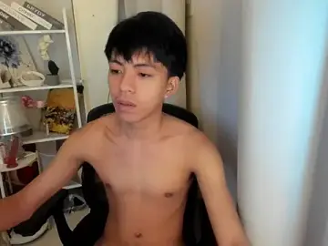 Stripchat Adult Video Chat of davincihugecock