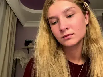 Stripchat Free Porn Cam of MyraCadoff