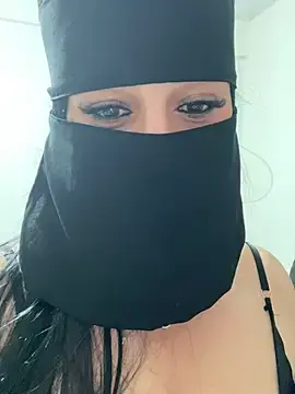 Stripchat Adult Webcam of mari_layali