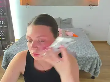Stripchat Free Live Porn of Kitkatvel
