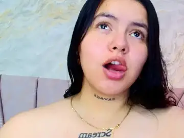 Stripchat Free Live Porn of Mia_candy_0