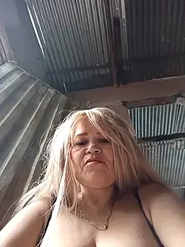 Stripchat Live Porn of dirty_mother3