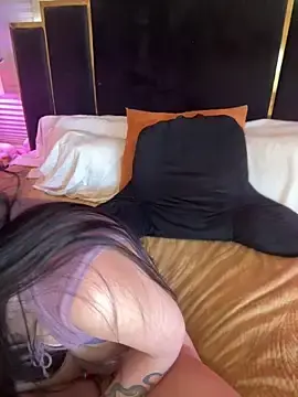 Stripchat Free Porn Cam of KarissaChantelle